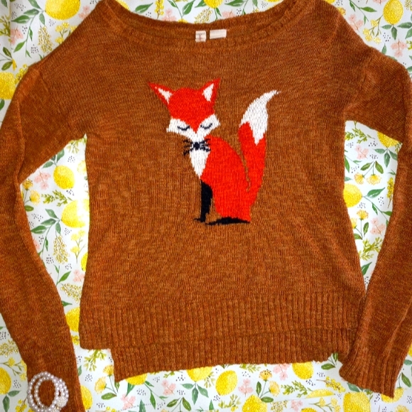 ☆3/$20* Red Camel Brand Knit Sweater with Fox. Bracelet and Fuzzy Hair Kaboober - Picture 1 of 7